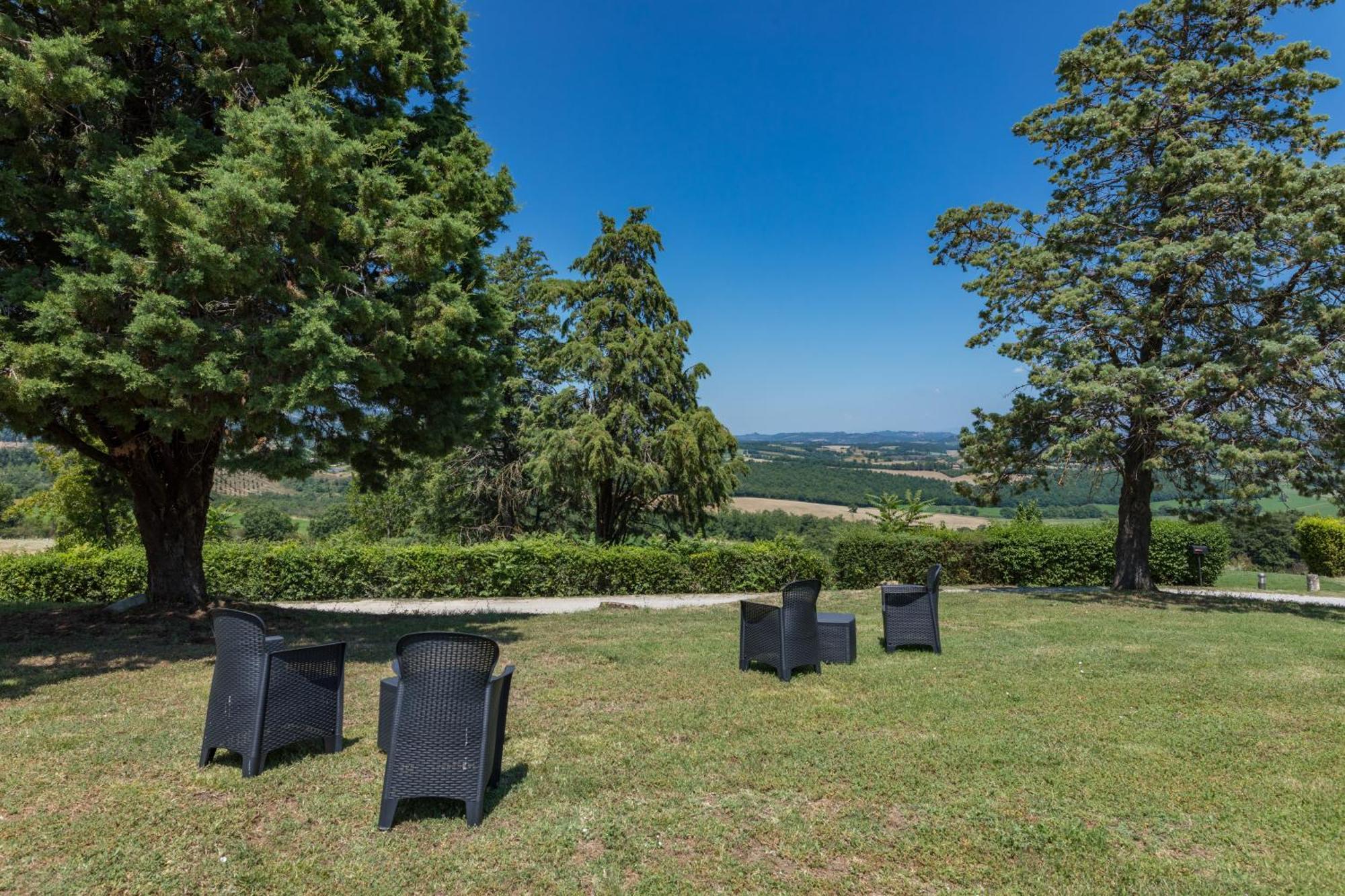 Agriturismo Spazzavento Palazzone Exterior photo